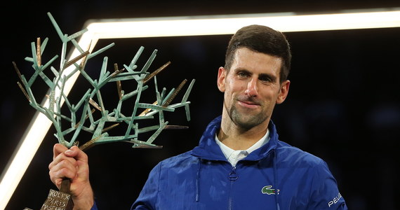 Novak Djokovic po zakończeniu kariery chce zostać trenerem. "Nie mam zamiaru zabrać swojej wiedzy do grobu" - stwierdził lider światowego rankingu tenisistów w rozmowie z serbskimi mediami.