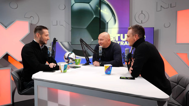 W 14. odcinku programu "Studio Ekstraklasa" gośćmi Sebastiana Staszewskiego byli Mariusz Lewandowski i Sławomir Peszko. Ekspert sędziowski Łukasz Rogowski wspomniał jak zawsze o kontrowersjach, które były w ostatniej kolejce. 

W każdym odcinku eksperci podsumowują najciekawsze wydarzenia kolejki PKO Bank Polski Ekstraklasy. Oglądaj w poniedziałki o 20:00 NA ŻYWO w Interii! Partnerem projektu jest PKO Bank Polski.