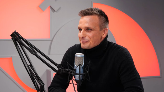 W 14. odcinku programu "Studio Ekstraklasa" gośćmi Sebastiana Staszewskiego byli Mariusz Lewandowski i Sławomir Peszko. Ekspert sędziowski Łukasz Rogowski wspomniał jak zawsze o kontrowersjach, które były w ostatniej kolejce. 

W każdym odcinku eksperci podsumowują najciekawsze wydarzenia kolejki PKO Bank Polski Ekstraklasy. Oglądaj w poniedziałki o 20:00 NA ŻYWO w Interii! Partnerem projektu jest PKO Bank Polski.