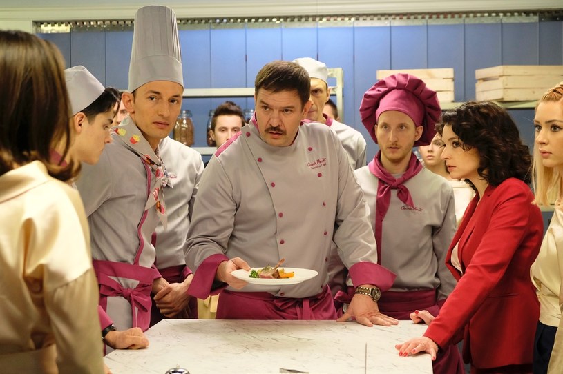 Padł pierwszy klaps na planie drugiego sezonu najsmaczniejszego serialu Polsatu "Kuchnia". Za reżyserię odpowiada Piotr Wereśniak, znany m.in. z takich produkcji, jak: „W rytmie serca”, „Wkręceni”, „Kryminalni” czy „Och, Karol 2”. 