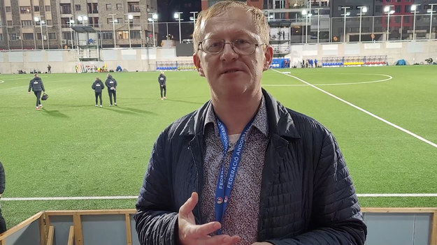 Michał Białoński obecny na zgrupowaniu reprezentacji Polski przybliżył jak przebiegają przygotowania ekipy Sousy do meczy z Andorą. Kto zagra w ataku u boku Roberta Lewandowskiego?