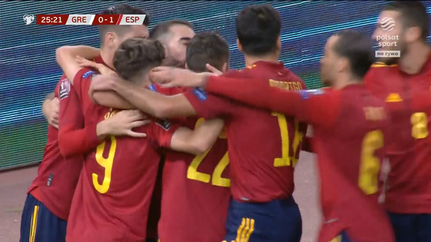 Skrót meczu Grecja - Hiszpania (0-1) w ramach eliminacji MŚ 2022.