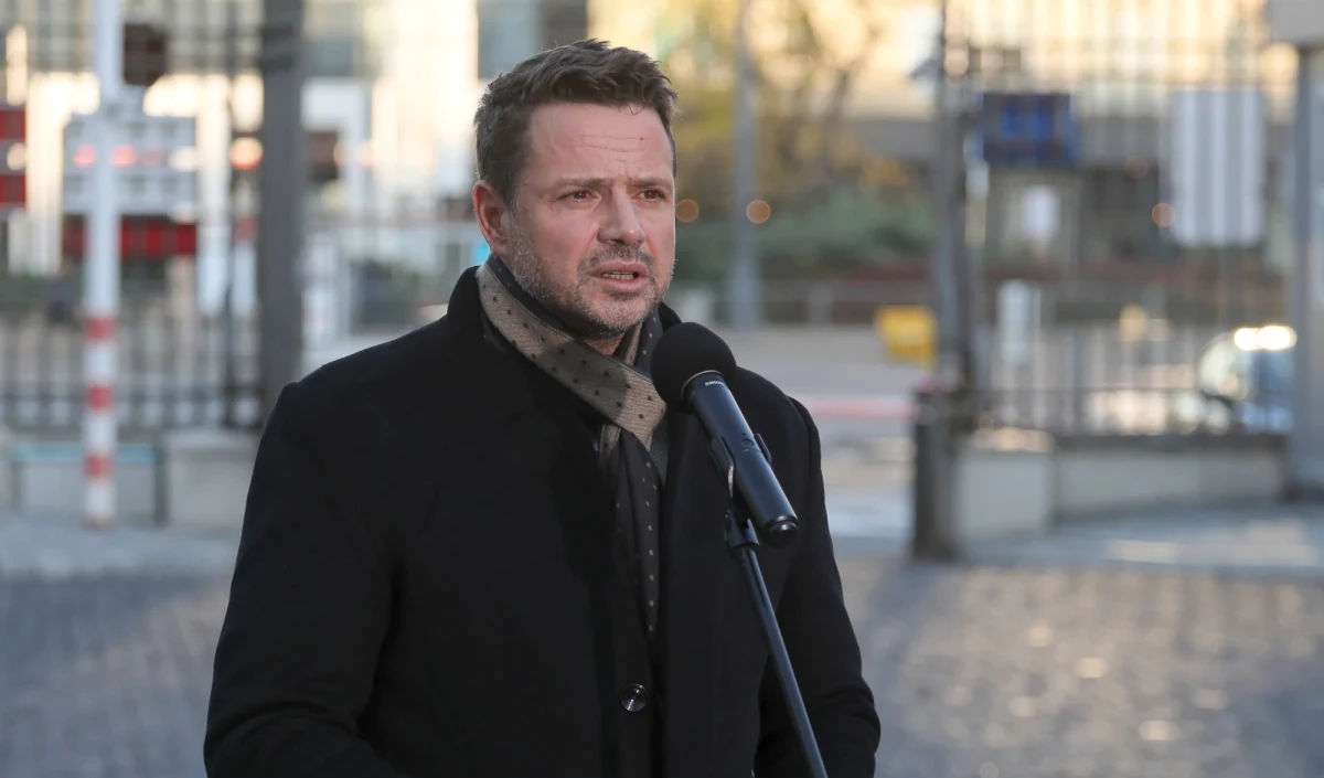 Ratusz stołeczny wystawi rachunek wojewodzie mazowieckiemu za uprzątnięcie ronda Dmowskiego przed 11 listopada - powiedział w piątek prezydent Warszawy Rafał Trzaskowski.