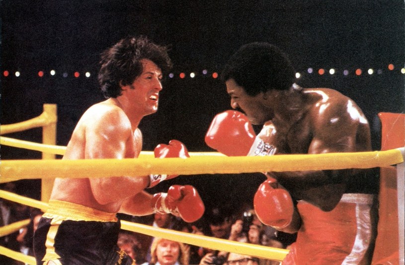12 listopada zadebiutowała reżyserska wersja nakręconego w 1985 roku filmu "Rocky IV", dłuższa o 40 minut od oryginału. Scenarzysta, reżyser i odtwórca tytułowej roli Sylvester Stallone przy okazji premiery zdobył się na smutną refleksję. Wyznał, że popełnił wielki błąd, uśmiercając Apolla Creeda po walce z Ivanem Drago.