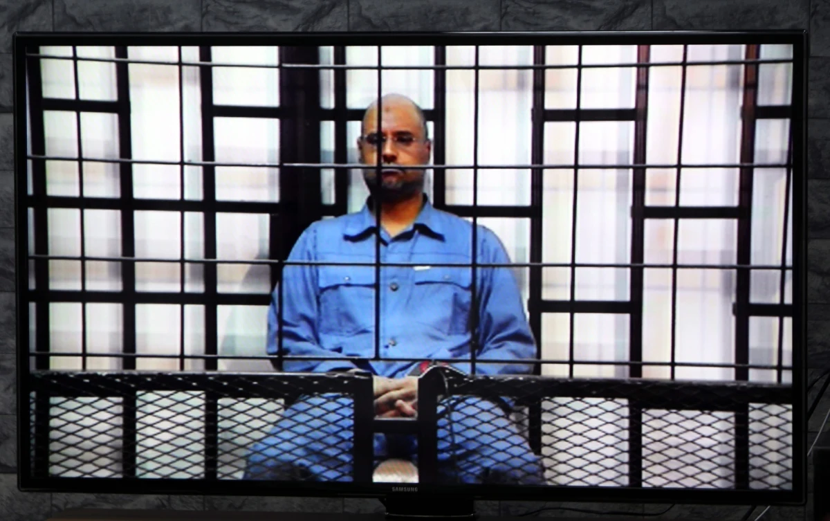 Syn byłego dyktatora Muammara Kadafiego, Saif al-Islam, w niedzielę ogłosił swoją kandydaturę w nadchodzących wyborach prezydenckich w Libii. Przygotowywane z pomocą ONZ wybory mają się odbyć 24 grudnia - precyzuje agencja AFP.