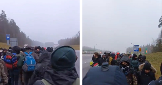 Kolejna kolumna migrantów zmierza w kierunku granicy Białorusi z Polską - taką informację przekazały w niedzielę niezależne media białoruskie. W internecie opublikowano nagrania, na których widać maszerującą grupę migrantów z plecakami. Polscy pogranicznicy przygotowują się do próby ponownego siłowego sforsowania granicy. 