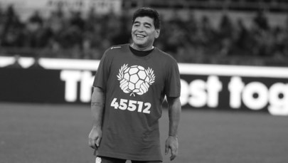 Diego Maradona zmarł rok temu. Toczy się proces ws. śmierci legendy futbolu