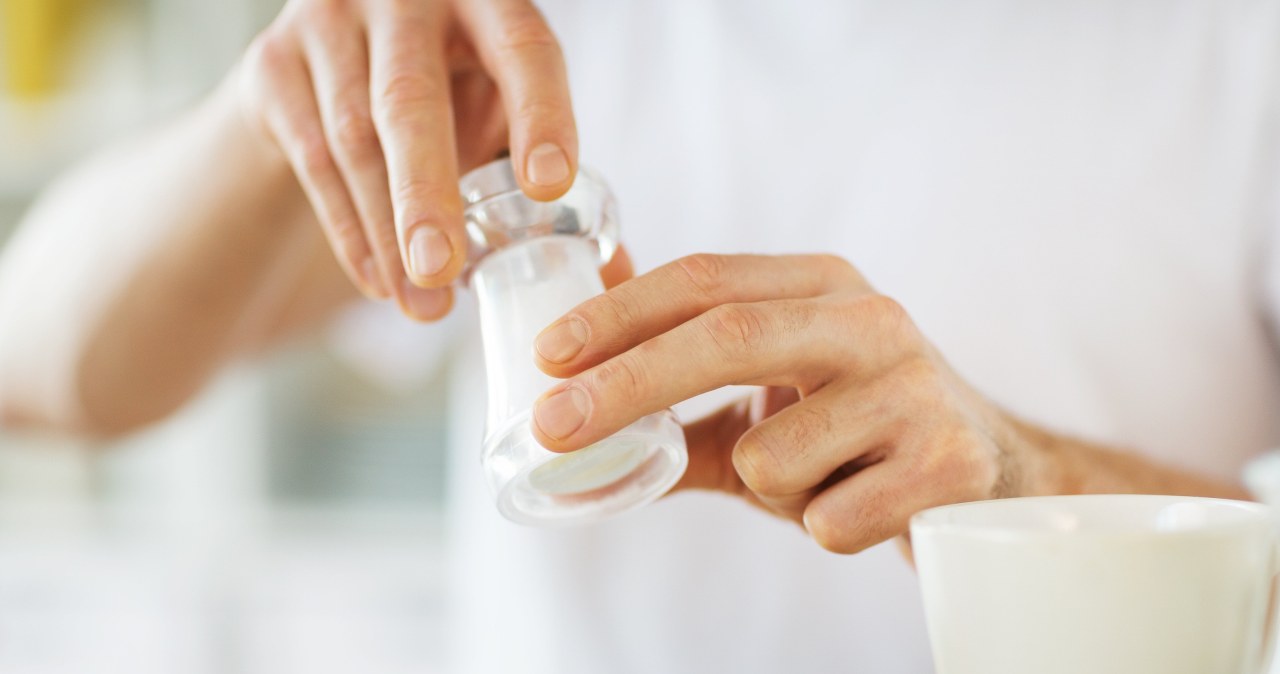 Zwiększ jego podaż w diecie, a zbijesz ciśnienie krwi. Nie tylko sód wpływa na nadciśnienie