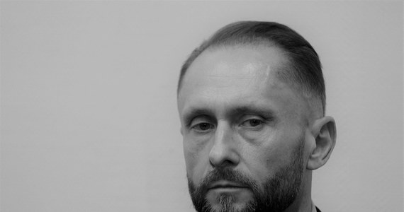Nie żyje Kamil Durczok. Dziennikarz miał 53 lata. Zmarł nad ranem w szpitalu w Katowicach. Trafił do niego wczoraj w bardzo poważnym stanie. 