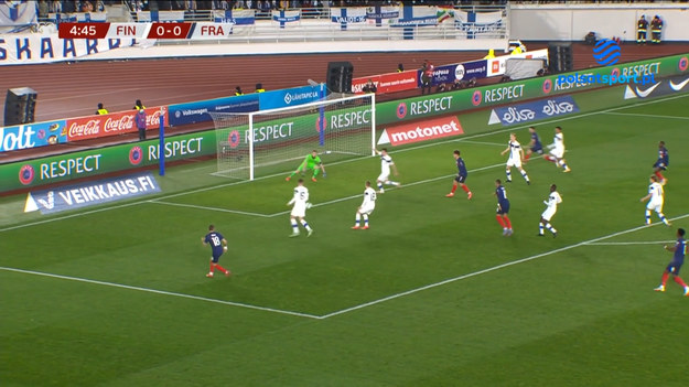 Skrót meczu Finlandia - Francja 0-2.

Bramki: Benzema 66', Mbappe 76.

SKŁADY:
Finlandia: Hrádecký (C) – Uronen (72. Taylor), Ivanov, L. Väisänen, O'Shaughnessy (82. Pohjanpalo), N. Hämäläinen – Nissilä (82. Valakari), Schüller (64. Forss), Kamara – Pukki, Lod.
Rezerwowi: Joronen, Eriksson – Arajuuri, Toivio, Tenho, Taylor, Jensen, Granlund, Valakari, Forss, Pohjanpalo, Niskanen.

Francja: Lloris (C) – Koundé (57. Coman), Upamecano, Zouma – Dubois (46. Pavard), Tchouaméni, Rabiot (86. Veretout), Digne – Diaby (57. Benzema), Griezmann (67. Guendouzi), Mbappé.
Rezerwowi: Costil, Aréola – Pavard, Lenglet, Veretout, Ben Yedder, Coman, Kanté, Guendouzi, Benzema, Lucas Hernández, Hernández.
