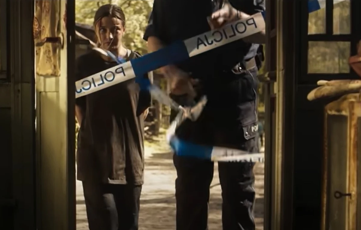 Posłowie Prawa i Sprawiedliwości w mocnych słowach ocenili film "W lesie dziś nie zaśnie nikt 2". Znalazły się tam sceny wyśmiewające Wojska Obrony Terytorialnej. "To plucie na mundur żołnierza polskiego" – oceniają parlamentarzyści PiS w rozmowie z portalem wirtualnemedia.pl.