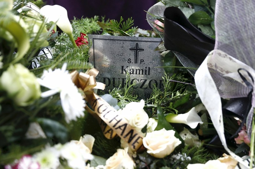 Kamil Durczok został pochowany w piątek,19 listopada, w rodzinnym grobie na cmentarzu w Katowicach. Uroczystości pogrzebowe miały miejsce rano w kościele pod wezwaniem Przenajświętszej Trójcy w Katowicach-Kostuchnie.