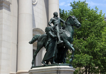 Nowy Jork: Kontrowersyjny pomnik Theodora Roosevelta zmieni lokalizację