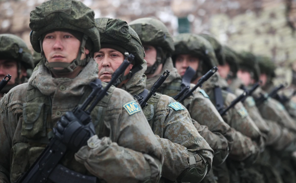 Wydarzenia na polsko-białoruskiej granicy są częścią rosyjskiej operacji psychologicznej, która może być przygotowaniem do ataku na Ukrainę - twierdzi naczelnik głównego zarządu wywiadu ministerstwa obrony Ukrainy. Zdaniem Kyryło Budanowa Rosja będzie gotowa do ataku na Ukrainę pod koniec stycznia.