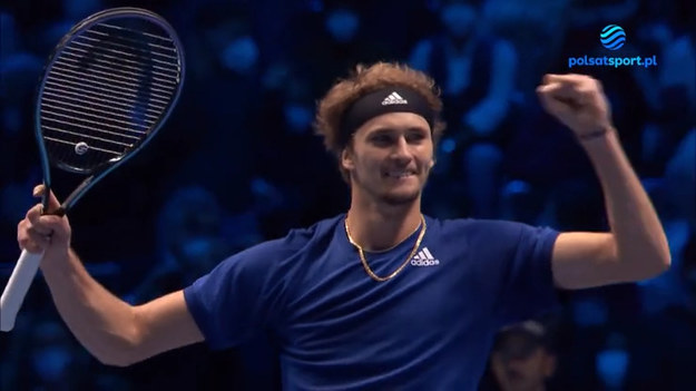 Alexander Zverev po raz drugi wygrał finały ATP. W finale Niemiec pokonał Daniiła Miedwiediewa 6:4, 6:4 Za zwycięstwo w Turynie Zverev otrzymał 2,1 miliona euro.
