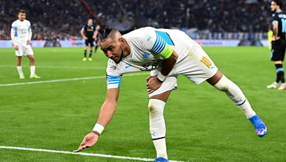 Kolejny przerwany mecz we Francji. Piłkarz uderzony butelką