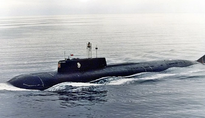 Rosja: Emerytowany admirał ujawnił przyczynę zatonięcia "Kurska"