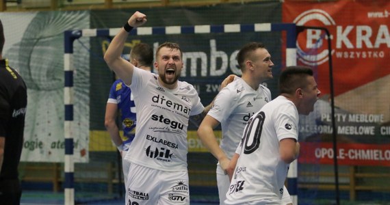 W 12. kolejce STATSCORE Futsal Ekstraklasy emocje mieliśmy dosłownie do ostatnich sekund. Decydujące bramki padały w ostatnim możliwym momencie, co sprawiło, że tak szalonej serii gier jeszcze nie mieliśmy.