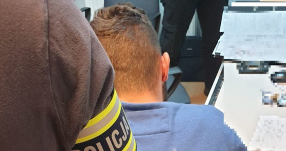 Zatrzymano seryjnego podpalacza z Lisowa w Śląskiem. To 22-letni mieszkaniec gminy Herby. Mężczyzna został tymczasowo aresztowany.