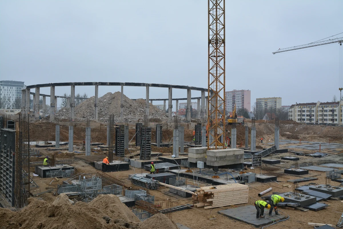 Wnioskiem do prokuratury i mandatami zakończyła się kontrola budowy nowej hali Urania w Olsztynie. Inspekcję wszczęto po tym, jak po zawaleniu się starej kopuły ranny został jeden z pracowników.