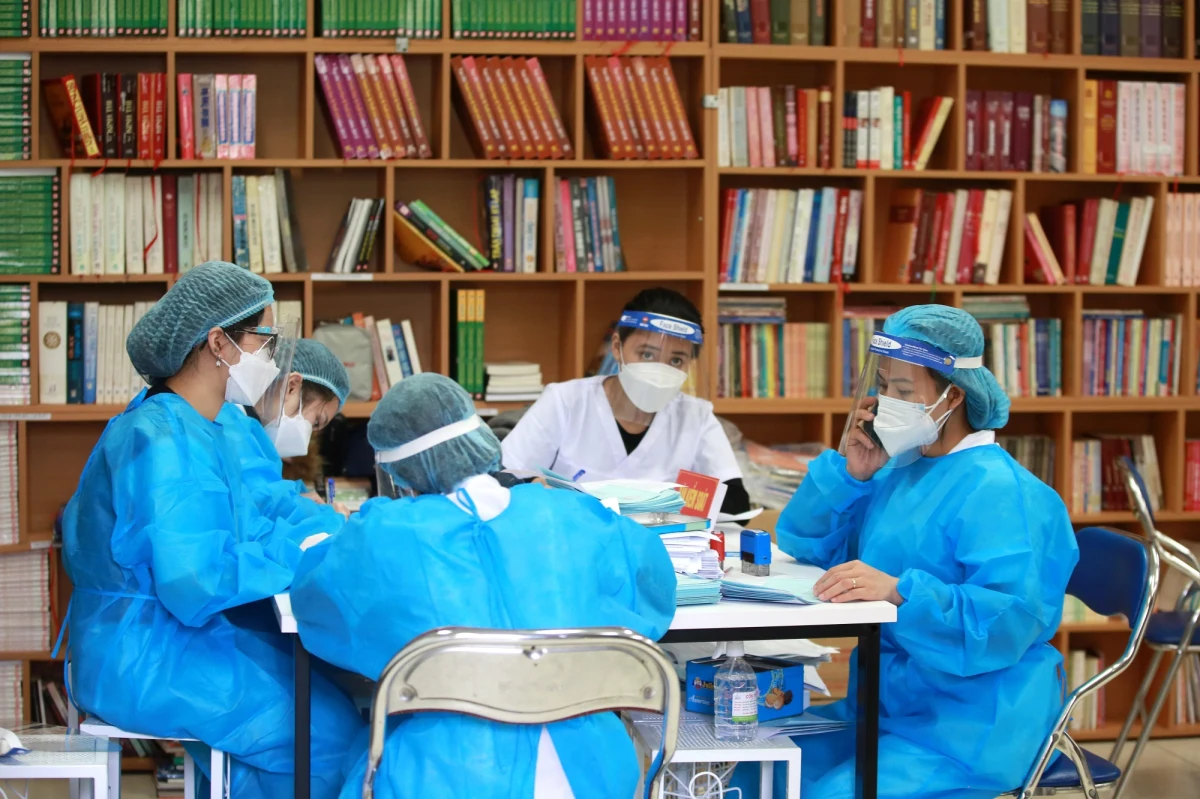 Do wiosny w 53 państwach europejskich i środkowoazjatyckich może nastąpić 700 tys. zgonów z powodu Covid-19, a w skali świata bilans śmierci wskutek pandemii może wzrosnąć o 2,2 mln – ostrzega WHO Europe, cytowana we wtorek przez agencję Associated Press.