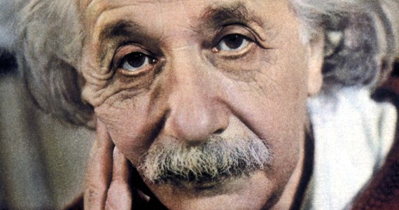 Rekord na aukcji w siedzibie Christies w Paryżu! Aż za 11 656 560 euro sprzedano unikatowy rękopis Alberta Einsteina, w którym ten fizyk-noblista przeprowadza obliczenia poprzedzające jego sławną teorię względności.