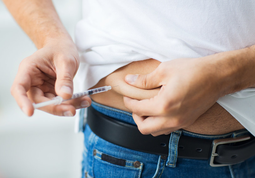 Naukowcy Uniwersytetu Yale poinformowali właśnie o bardzo pozytywnych wynikach badań nowej tabletki insulinowej, która ma szansę zrewolucjonizować leczenie cukrzycy, zarówno krótko-, jak i długoterminowe. 