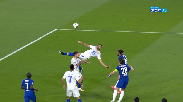 Gol Mehdiego Taremiego w meczu Chelsea - Porto (0-1).