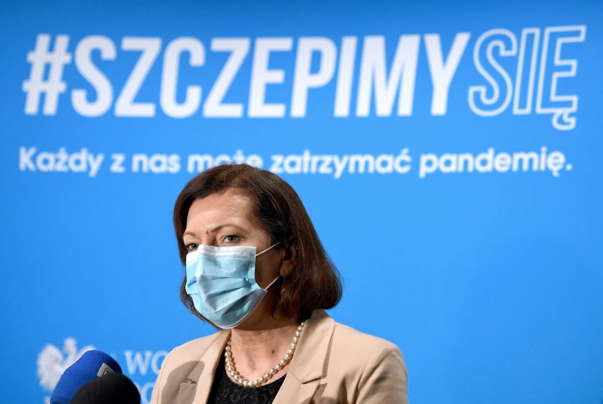 Jak Podkarpacie radzi sobie z kolejną falą pandemii koronawirusa? „Na dziś mamy 1635 łóżek dla pacjentów z Covid-19 i 176 respiratorów. Zajęte jest 1376 łóżek zwykłych i 141 miejsc respiratorowych” – powiedziała w rozmowie z RMF FM wojewoda podkarpacka Ewa Leniart. „95 proc. osób hospitalizowanych to osoby niezaszczepione. Do wsparcia respiratorowego są kierowane tylko osoby niezaszczepione. To jest wyraźne wskazanie i zachęta do tego, żeby się chronić” - dodała. 