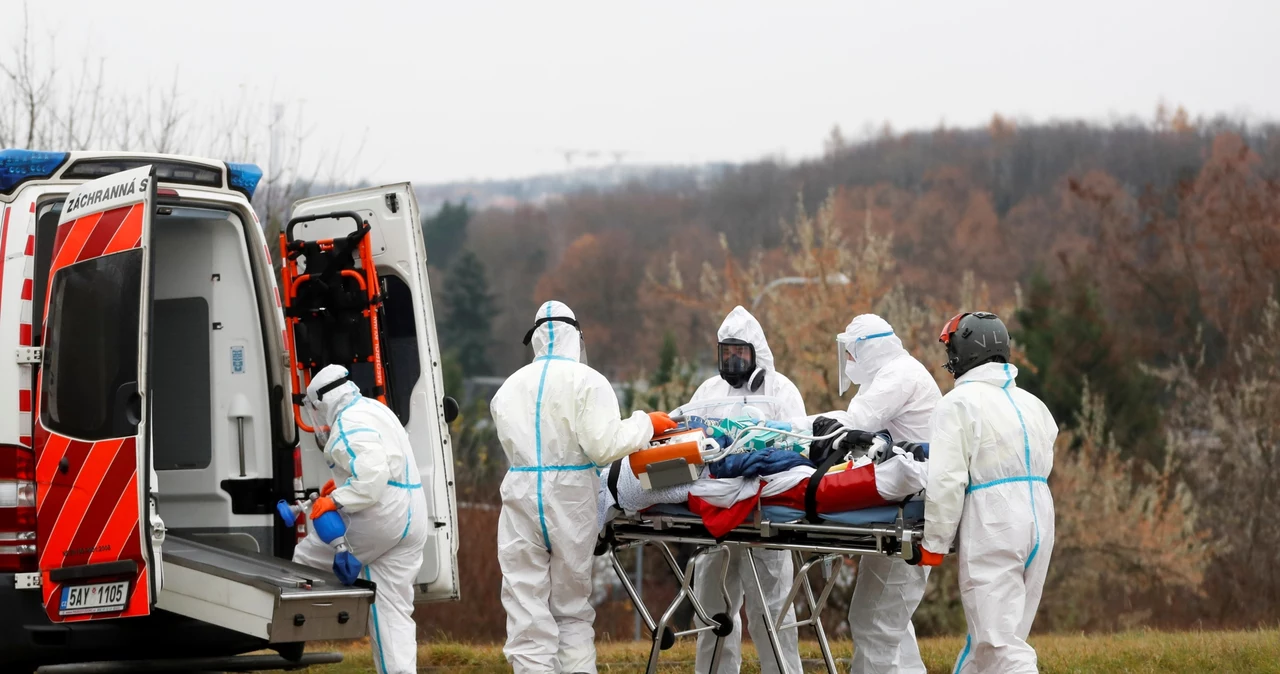 Transport pacjentów covidowych z Brna do Pragi