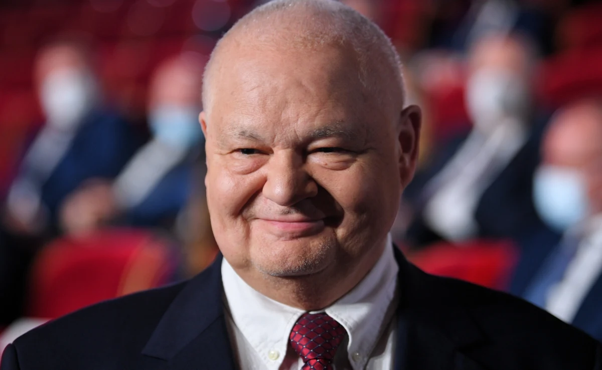 Dwukrotnie podnieśliśmy stopy procentowe i w razie potrzeby będziemy działać dalej. Nie dopuścimy do utrwalenia się podwyższonej inflacji - zapowiedział w wywiadzie dla "Gazety Bankowej" prezes NBP Adam Glapiński. Dodał, że do I kwartału 2022 r. inflacja pozostanie podwyższona.