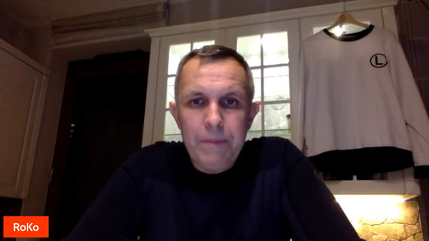 W najnowszym odcinku ”Prawdy Futbolu” Roman Kołtoń komentuje ostatni mecz Ligii Warszawy z Leicester City. Mistrz Polski Legia Warszawa przegrał na wyjedzie 1-3 z Leicester City i spadł na ostatnie miejsce w tabeli grupy C Ligi Europy. Szanse na awans do kolejnej rundy tych rozgrywek jednak zachował. Musi tylko wygrać w ostatniej kolejce ze Spartakiem Moskwa.

Cały materiał do obejrzenia na kanale ”Prawda Futbolu”: https://youtu.be/QmHPJ_hp_IU

