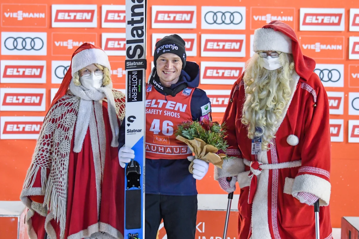 Słoweniec Anze Lanisek wygrał konkurs Pucharu Świata w skokach narciarskich w fińskiej Ruce. Drugie miejsce na podium zajął Karl Geiger, a trzecie Markus Eisenbichler. Spośród Polaków najlepiej poradził sobie Jakub Wolny, który zajął 23. lokatę. 