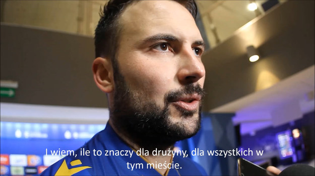 W swoim 19. występie ligowym w Lechu Poznań Antonio Milić zdobył dla „Kolejorza” pierwszego gola. Było to trafienie bardzo ważne, bo Lechowi do tej 53. minuty gra się nie układała. – To były trudne derby, oni grali bardzo dobrze w pierwszej połowie, nie zostawili nam żadnej przestrzeni za swoją linią obrony, ale także pomiędzy liniami. Na szczęście trafiliśmy w końcu dwa razy i Warta się musiała otworzyć. Mieliśmy okazje do zakończenia meczu, ale i tak 2-0 to dobry wynik. Najważniejsze są punkty – mówił po meczu chorwacki stoper Lecha. Swojej sytuacji przy golu nie nazwał jakąś szczególnie trudną. – Po rzucie rożnym mieliśmy drugą piłkę, widziałem, że leci i znalazłem sobie wolne miejsce. Trochę szczęścia, bo bramkarz nie obronił i mogłem się cieszyć – mówił.