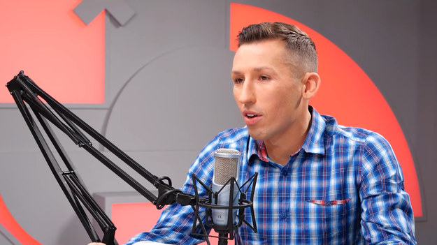 W 16. odcinku programu "Studio Ekstraklasa" gośćmi Pauliny Czarnoty-Bojarskiej byli Radosław Majewski i Łukasz Surma. Ekspert sędziowski Łukasz Rogowski za pośrednictwem wideorozmowy wspominał o kontrowersjach, które były w ostatniej kolejce. 

W każdym odcinku eksperci podsumowują najciekawsze wydarzenia kolejki PKO Bank Polski Ekstraklasy. Oglądaj w poniedziałki o 20:00 NA ŻYWO w Interii! Partnerem projektu jest PKO Bank Polski.
