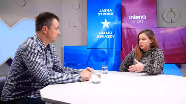 W 47. odcinku programu "Jasna Strona Białej Gwiazdy" dziennikarze Interii - Piotr Jawor i Justyna Krupa - rozmawiali o obecnych kłopotach krakowskiego klubu. Czy problem jest w osobie trenera, czy raczej w sposobie, w jaki drużyna została zbudowana?

