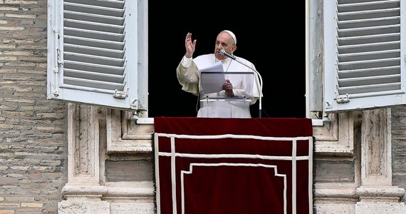 Papież Franciszek wyrusza w czwartek na Cypr i do Grecji. Swą 35. zagraniczną podróż, która potrwa do 6 grudnia, nazwał pielgrzymką do źródeł wiary, ludzkości, kultury i Europy.
