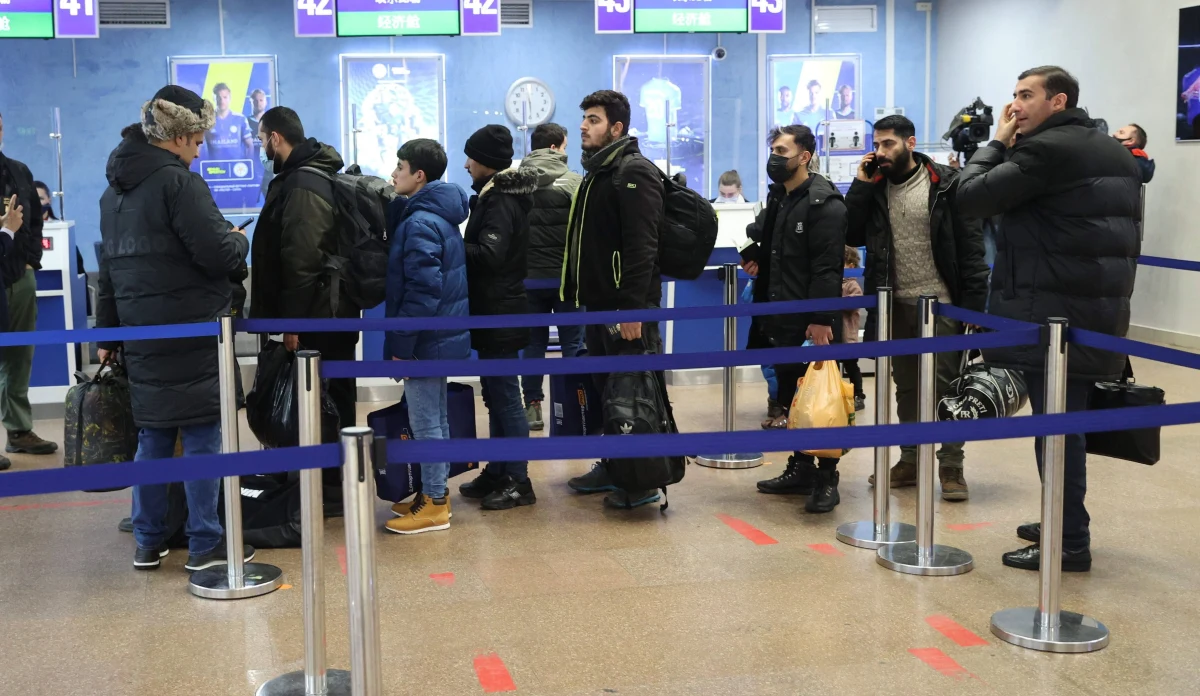 Boeing 747-400 wyleciał w czwartek z Mińska do Irbilu w Iraku. Na lot zarejestrowano 427 osób - poinformował białoruski port lotniczy. Wcześniej do Iraku lotami repatriacyjnymi wyleciało z Mińska ponad 1800 migrantów.