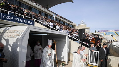 Cypr: Mężczyzna z nożem chciał wejść na papieską mszę