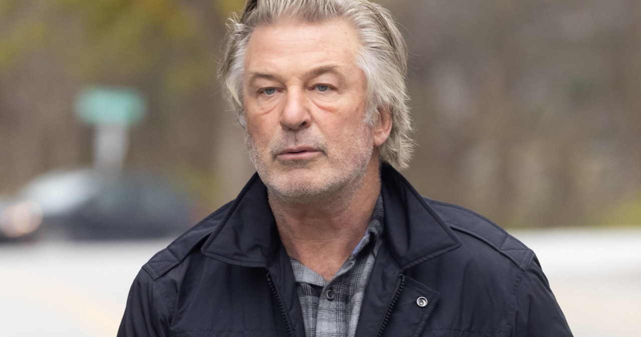 Alec Baldwin o strzelaninie "Ktoś jest za to odpowiedzialny, ale na pewno nie ja!" pomponik.pl