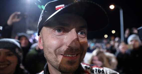 Kajetan Kajetanowicz, jadący Skodą Fabią Rally2 Evo, wygrał w Warszawie 59. Rajd Barbórka. Wicemistrz świata w kategorii WRC3, trzykrotny mistrz Europy triumfował w imprezie po raz ósmy z rzędu. Po raz dziewiąty był też najszybszy na Karowej.