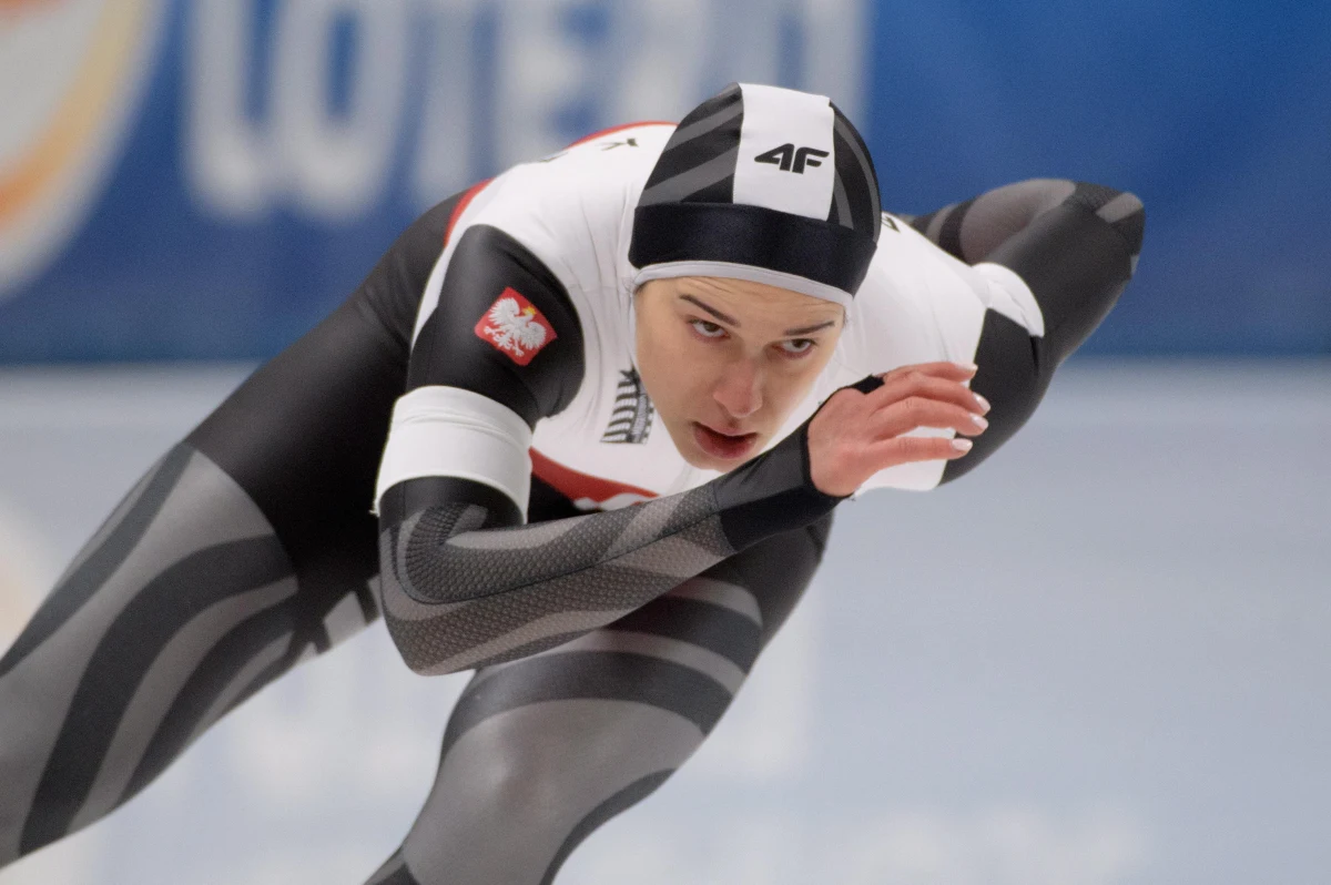 Panczenistka Andżelika Wójcik czasem 36,775 s pobiła rekord Polski na 500 m i wygrała zawody Pucharu Świata w Salt Lake City. Najlepszy wynik w karierze uzyskała również sklasyfikowana w sobotę na 12. pozycji Kaja Ziomek  - 37,394.