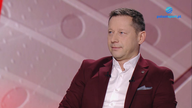 Fragment programu Cafe Futbol zwiera wypowiedź trenera Radomiaka Radom - Dariusza Banasika. 