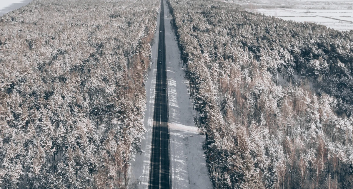 We wtorek w ciągu dnia na północy kraju powinno być słonecznie. W Karpatach może spaść od 2 do 3 cm śniegu. Najchłodniej powinno być na północnym wschodzie, gdzie temperatura sięgnie -9 stopni Celsjusza. Najcieplej na południu i południowym zachodzie około zera stopni - powiedział PAP synoptyk IMGW Kamil Walczak. 