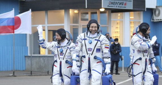 Z kosmodromu Bajkonur w Kazachstanie w kierunku Międzynarodowej Stacji Kosmicznej (ISS) wystartował rosyjski statek kosmiczny Sojuz MS-20 z japońskim miliarderem, jego asystentem i rosyjskim kosmonautą na pokładzie.