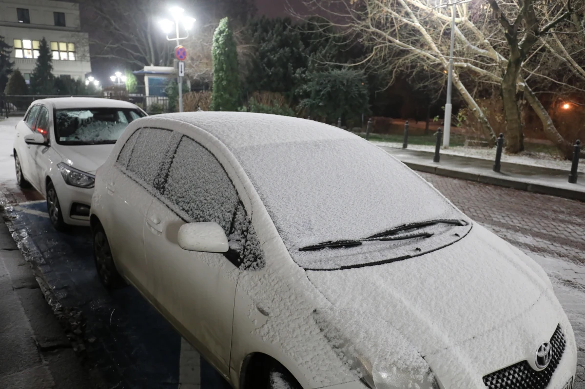 Dla północno-wschodnich powiatów województwa podlaskiego oraz warmińsko-mazurskiego Instytut Meteorologii i Gospodarki Wodnej wydał ostrzeżenia pierwszego stopnia przed silnym mrozem. 