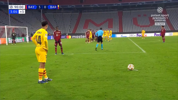 FC Barcelona żegna się z Ligą Mistrzów! "Duma Katalonii" znów została rozgromiona przez Bayern Monachium, przegrywając na wyjeździe 0-3. Barcelona wiosną zagra tylko w Lidze Europy, po tym jak Benfica wygrała z Dynamem Kijów i wyprzedziła Barcę w tabeli grupy E. Robert Lewandowski tym razem zakończył mecz bez bramki, ale asystował przy golu Thomasa Muellera.
