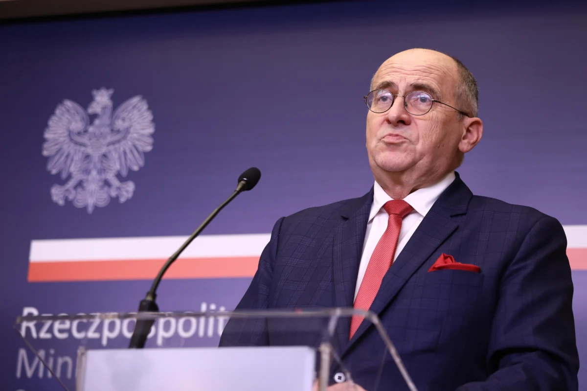 Polska będzie stale domagać się zamknięcia szkodliwego dla Europy projektu gazociągu Nord Stream 2. W tej sprawie nasza polityka się nie zmieni - powiedział szef MSZ Zbigniew Rau po spotkaniu z nową szefową niemieckiej dyplomacji Annaleną Baerbock.
