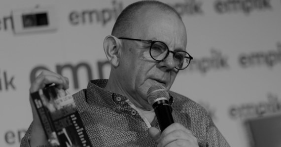 Zmarł Janusz Szostak, dziennikarz śledczy i założyciel Fundacji na Tropie. Szostak zajmował się sprawą Iwony Wieczorek. Dziennikarz miał 64-lata, kilkanaście godzin przed śmiercią przekazał w mediach społecznościowych, że jest zakażony koronawirusem.