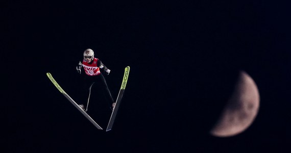 Wszystkie konkursy Pucharu Świata w skokach narciarskich, zarówno mężczyzn jak i kobiet, które w tym sezonie miały się odbyć w Japonii, zostały definitywnie odwołane - potwierdziła Międzynarodowa Federacja Narciarska (FIS).
